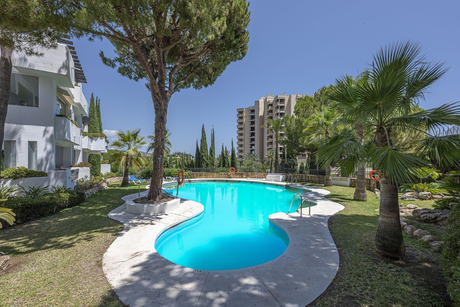 Appartement à Marbella East, Rio Real, Marbella East, 6/12