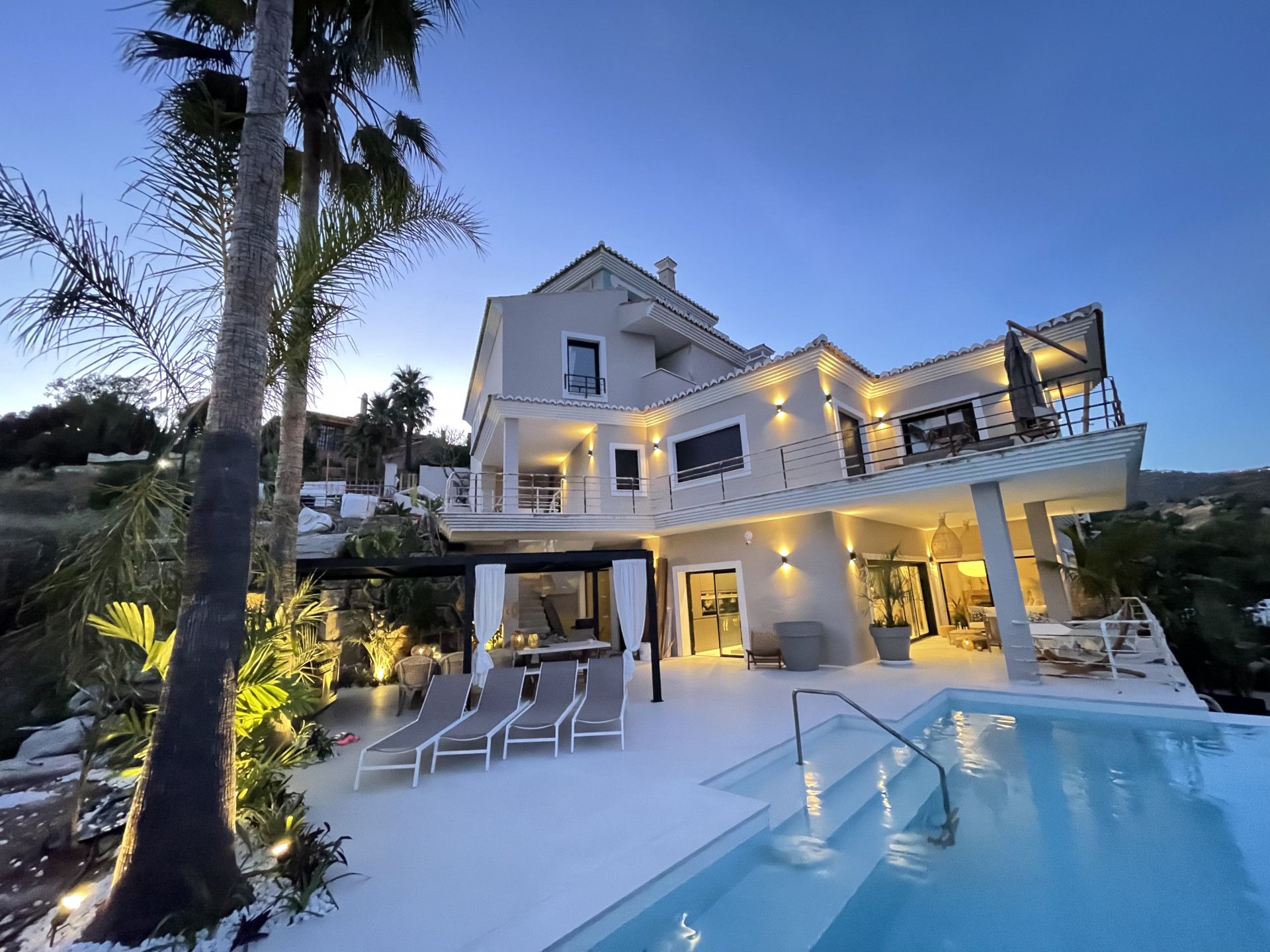 Villa i Marbella East, Elviria, Marbella East, 1/12