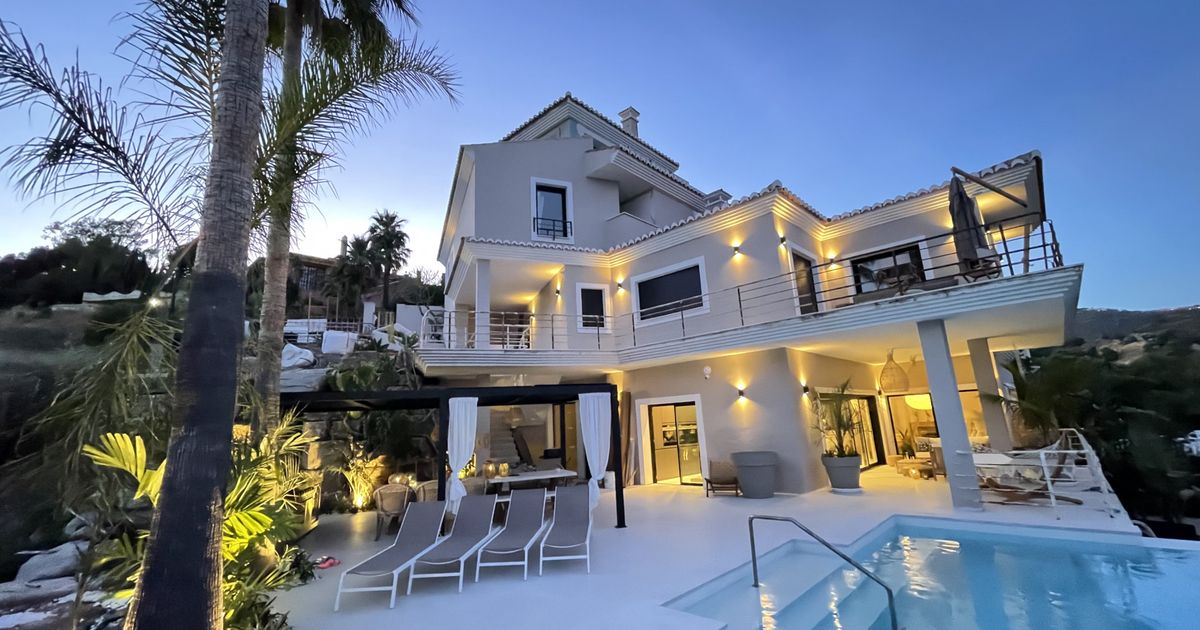 Villa i Marbella East, Elviria, Marbella East, 1/12