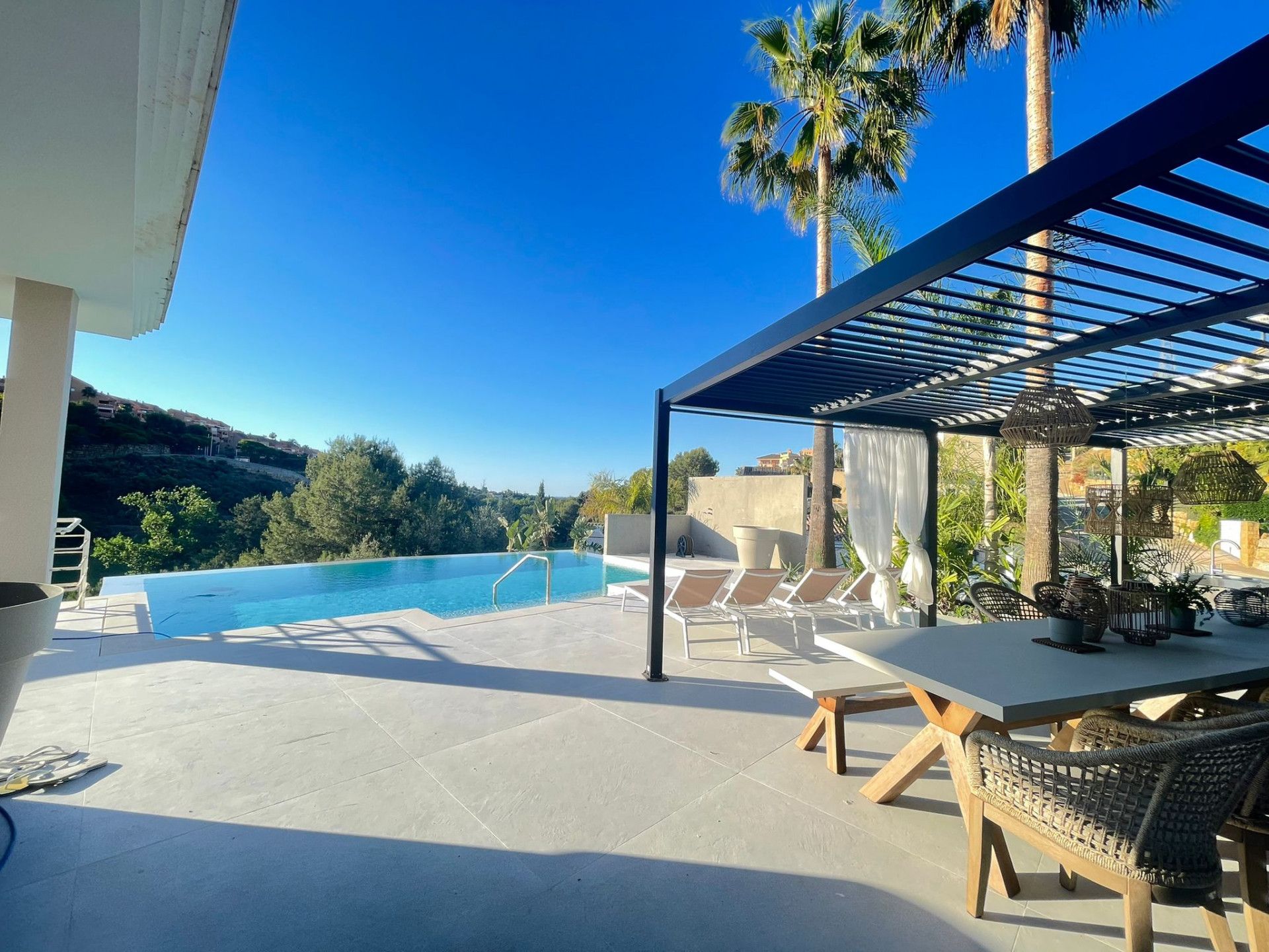 Villa i Marbella East, Elviria, Marbella East, 2/12