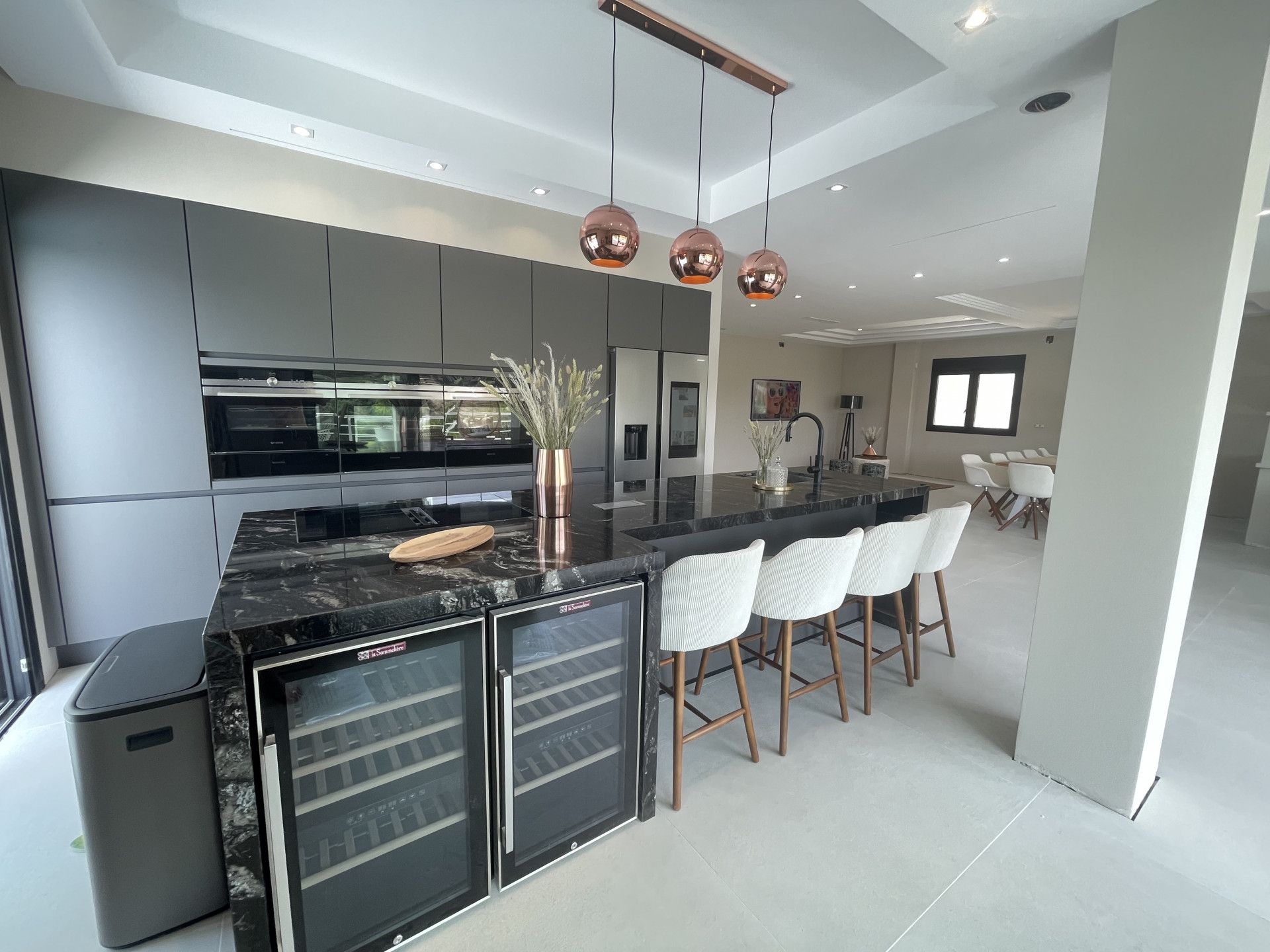 Villa i Marbella East, Elviria, Marbella East, 8/12