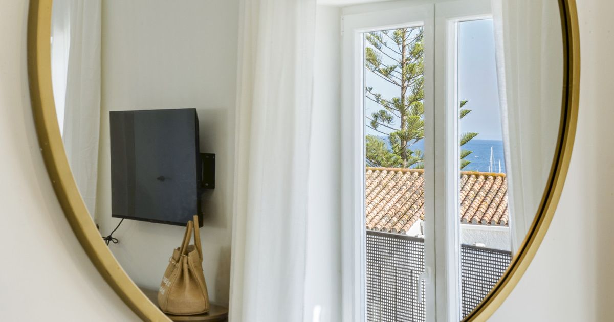 Middle Floor Apartment in Estepona, Estepona, 4/12
