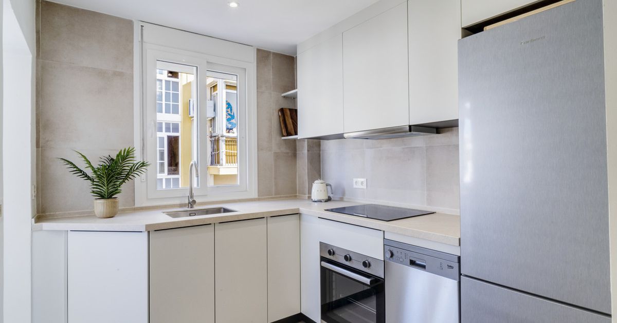 Middle Floor Apartment in Estepona, Estepona, 10/12