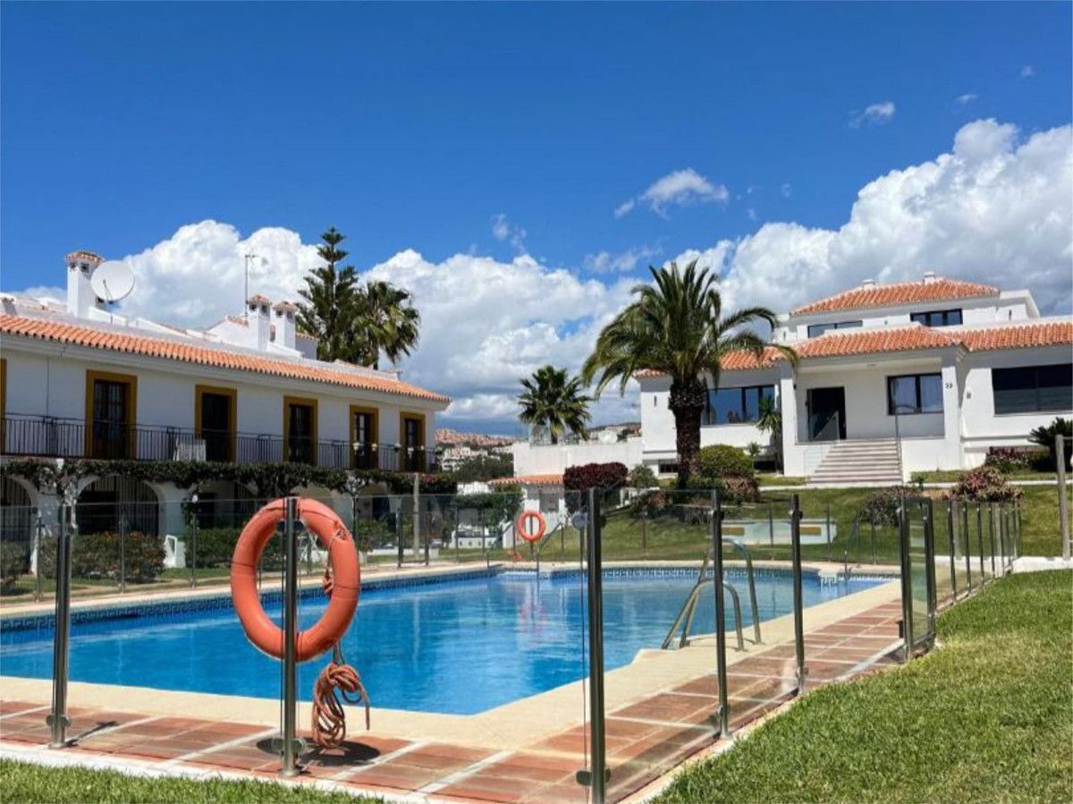 Townhouse in Calahonda, Calahonda, 2/12