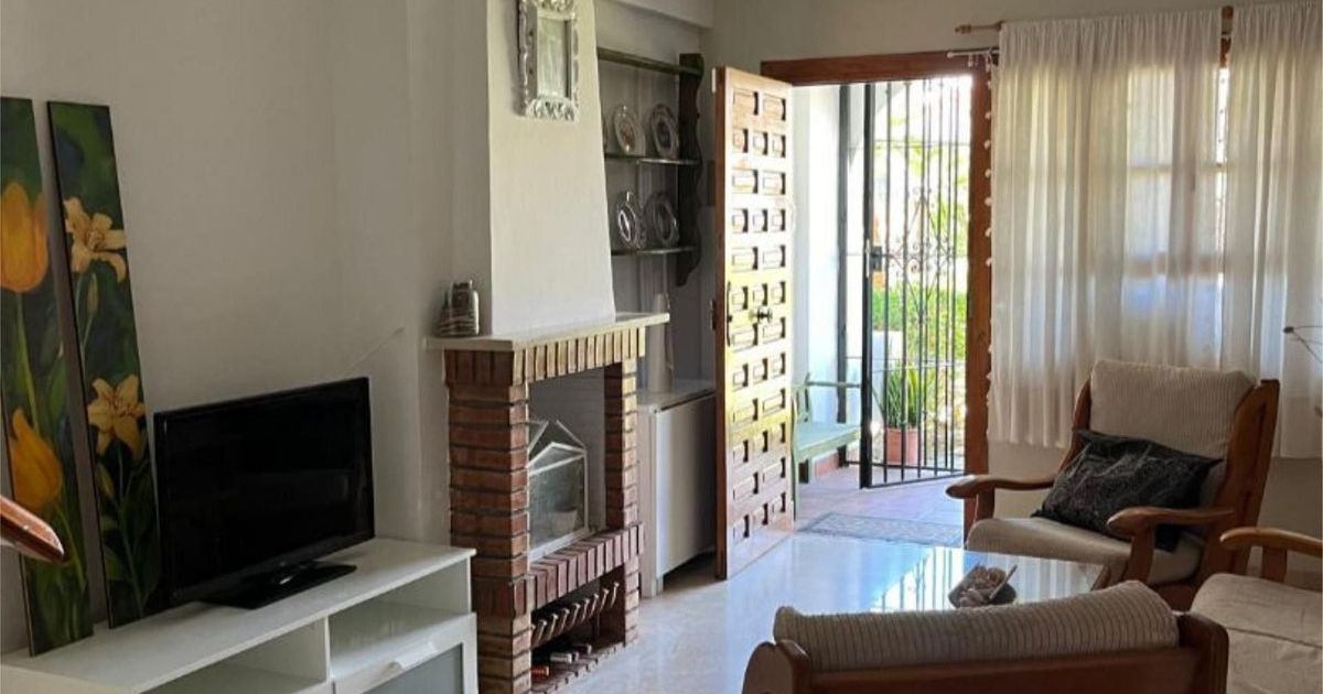 Townhouse in Calahonda, Calahonda, 6/12
