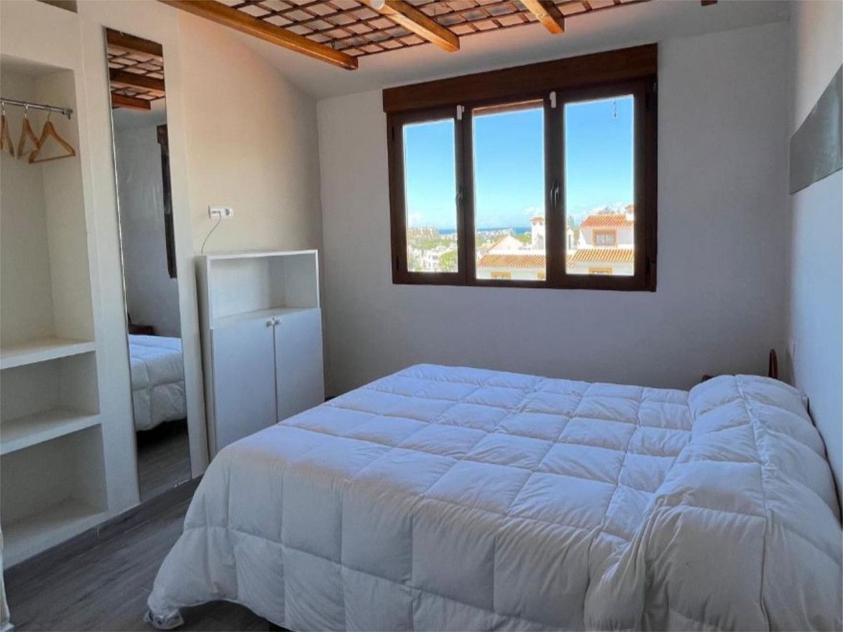 Townhouse in Calahonda, Calahonda, 10/12