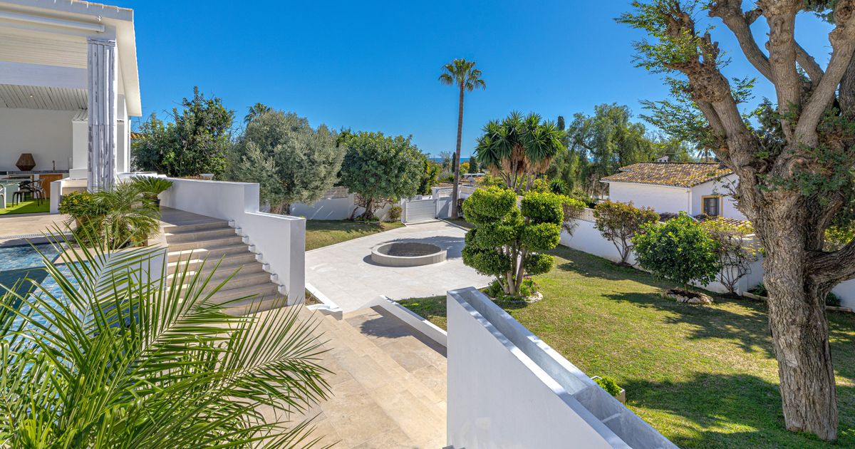 Вилла в San Pedro de Alcantara, Guadalmina Alta, San Pedro de Alcantara, 12/12