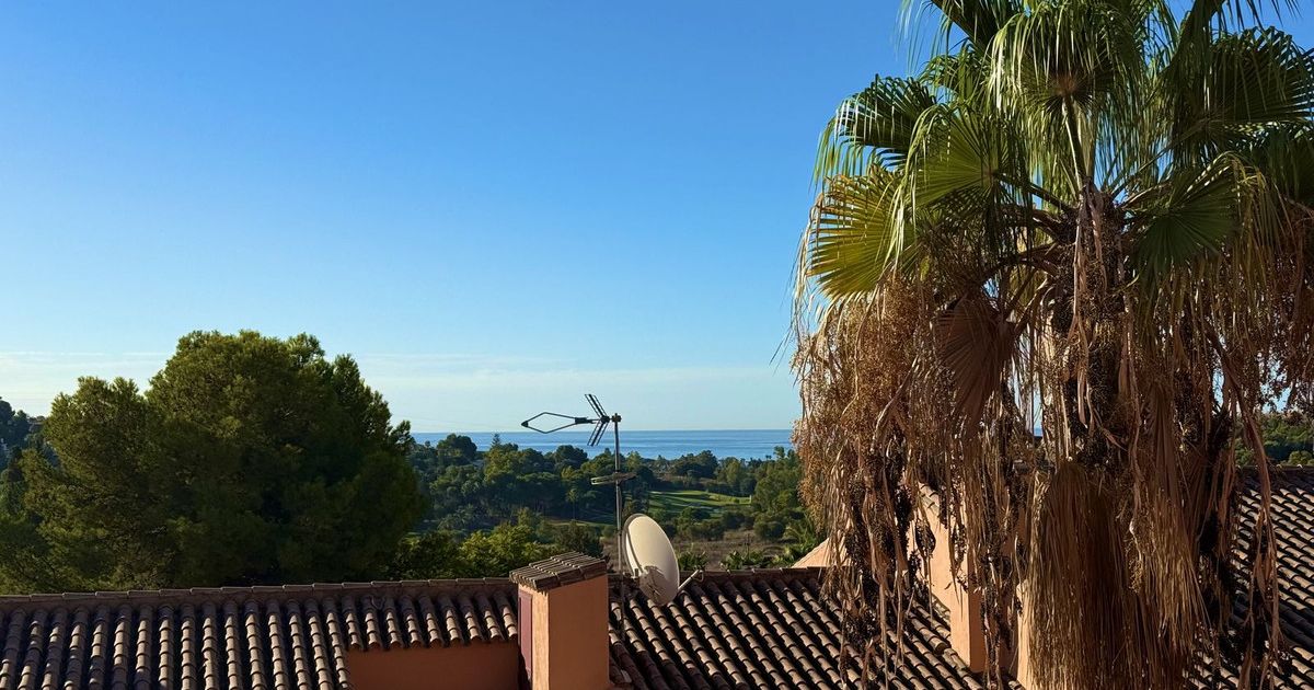 Appartement à l'étage intermédiaire à Benahavís, Benahavís, 2/12