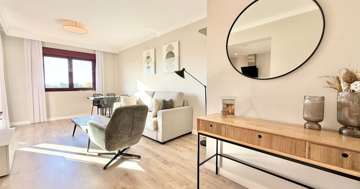 Appartement à l'étage intermédiaire à Benahavís, Benahavís, 3/12