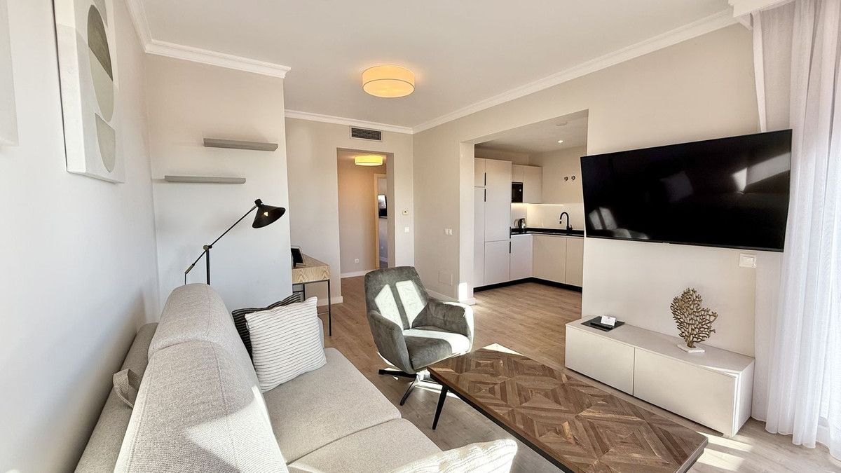Appartement à l'étage intermédiaire à Benahavís, Benahavís, 5/12