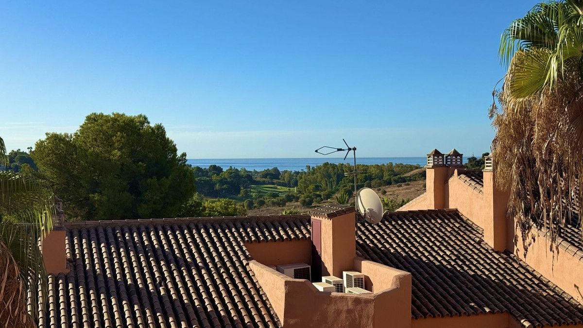 Appartement à l'étage intermédiaire à Benahavís, Benahavís, 10/12