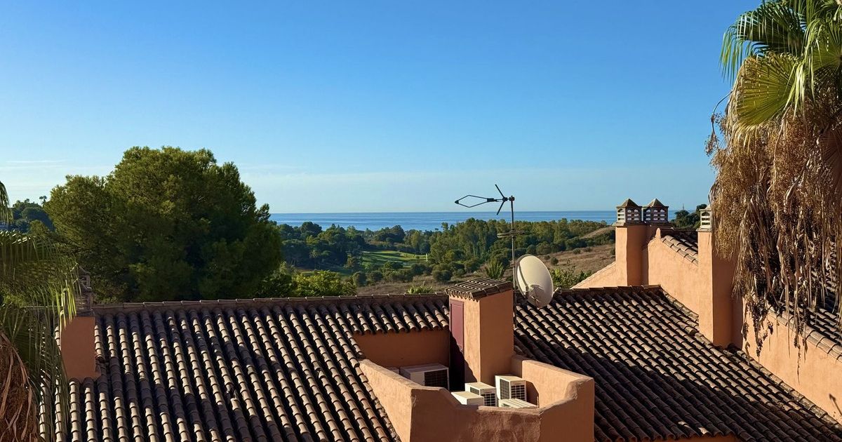 Appartement à l'étage intermédiaire à Benahavís, Benahavís, 10/12