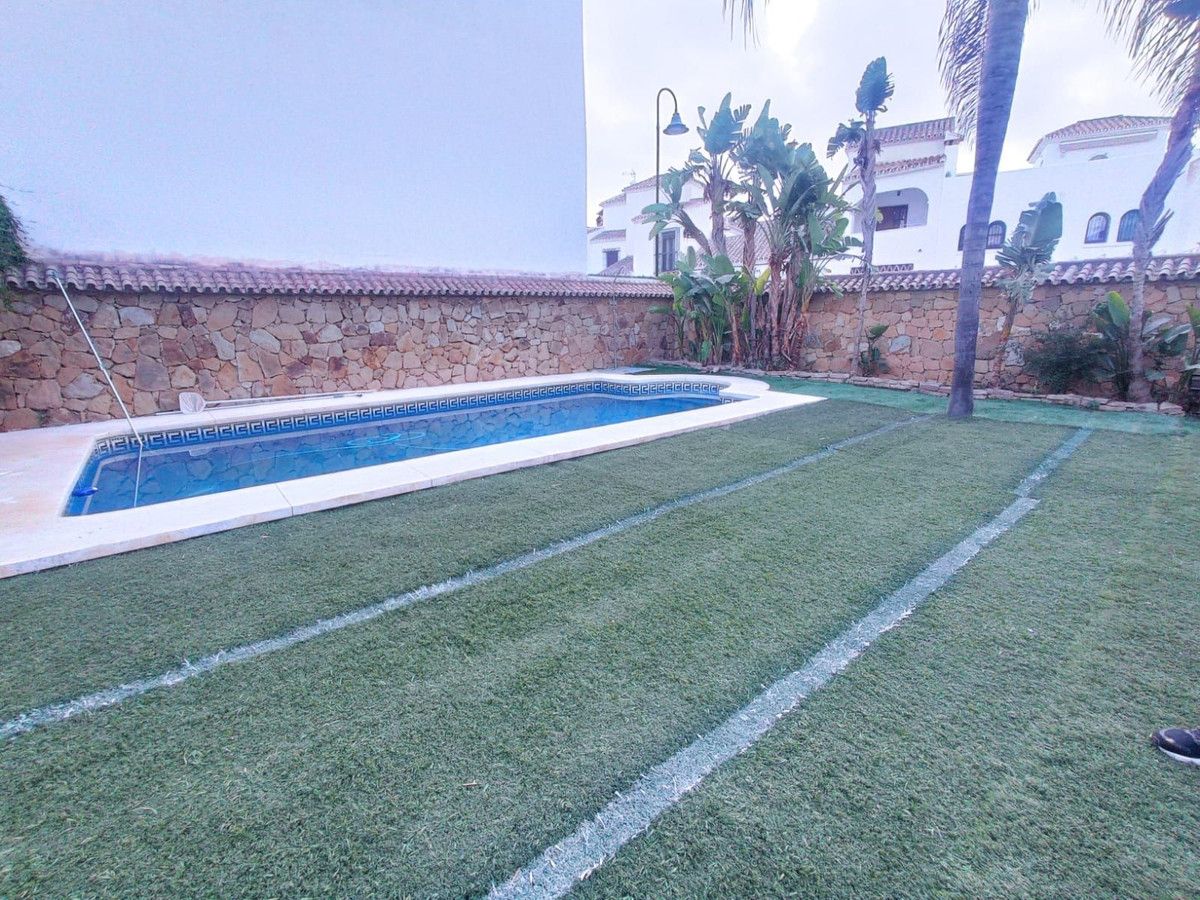 Villa independiente en Mijas, Mijas, 6/12