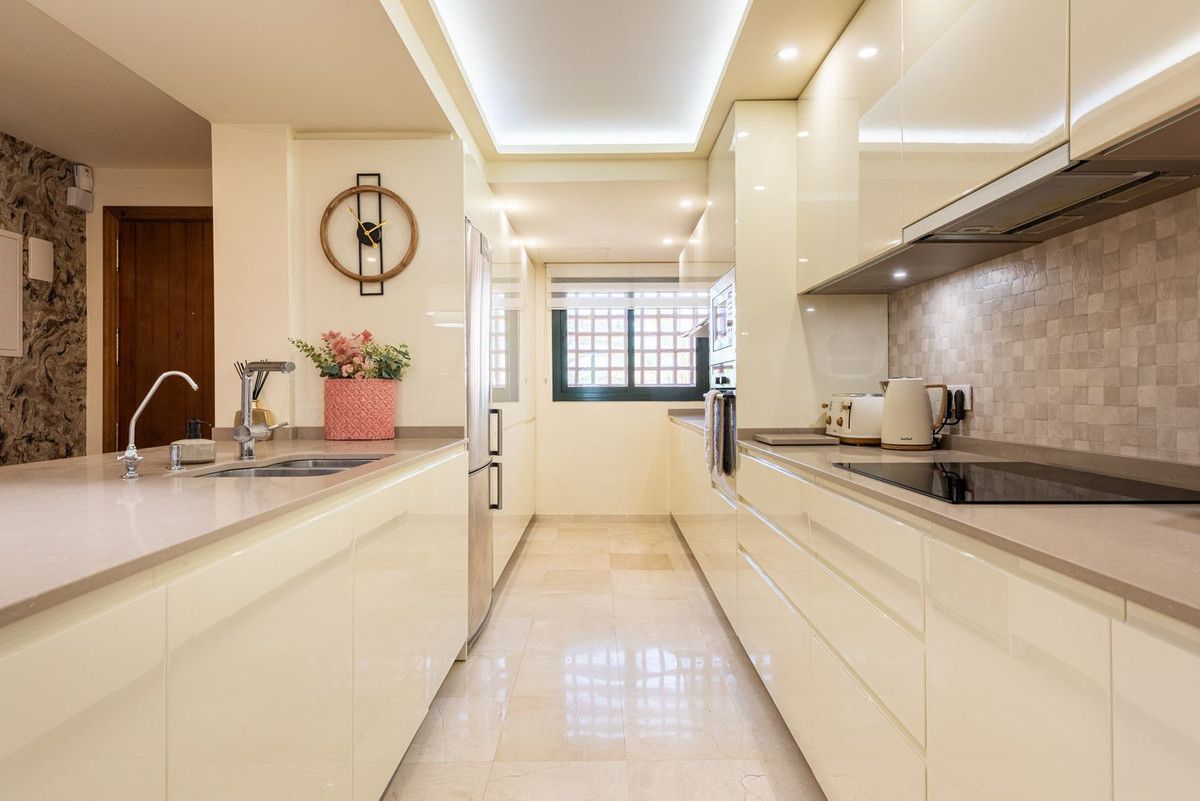 Penthouse Duplex in Estepona, Estepona, 10/12
