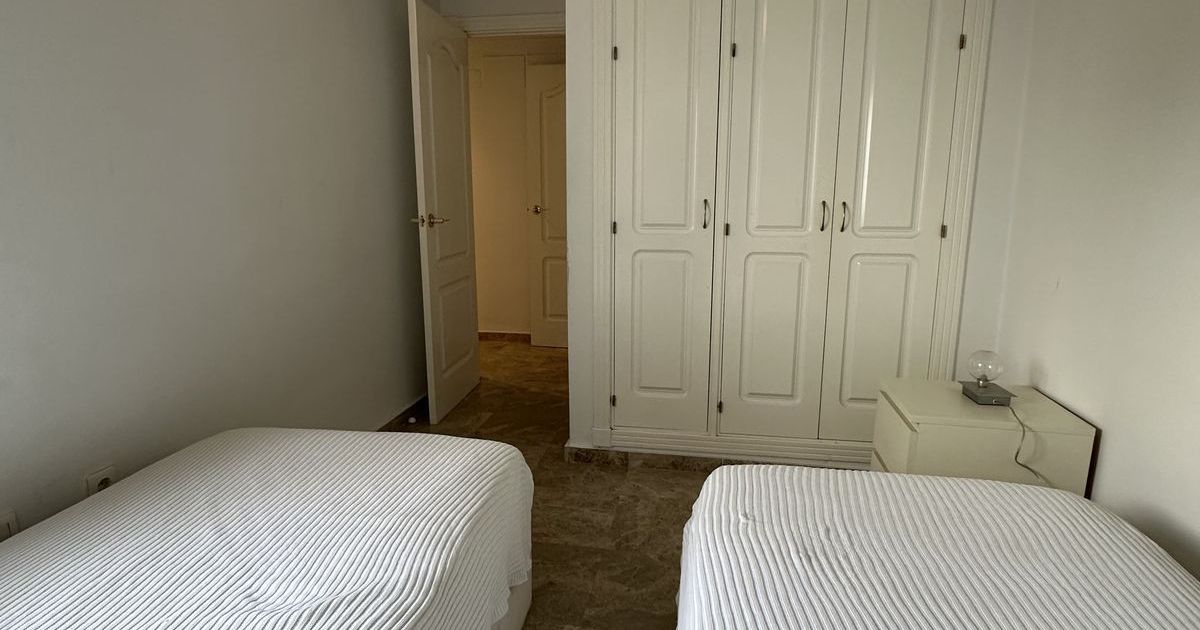 Appartement à l'étage moyen à Puerto Banús, Puerto Banús, 12/12