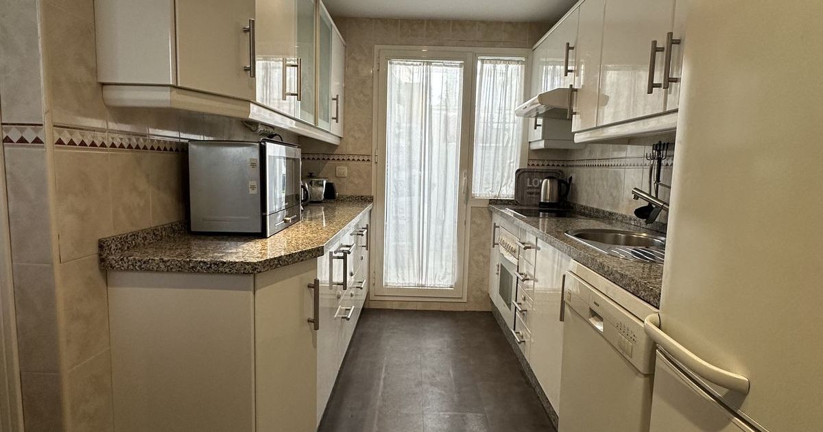 Appartement à l'étage moyen à Puerto Banús, Puerto Banús, 5/12