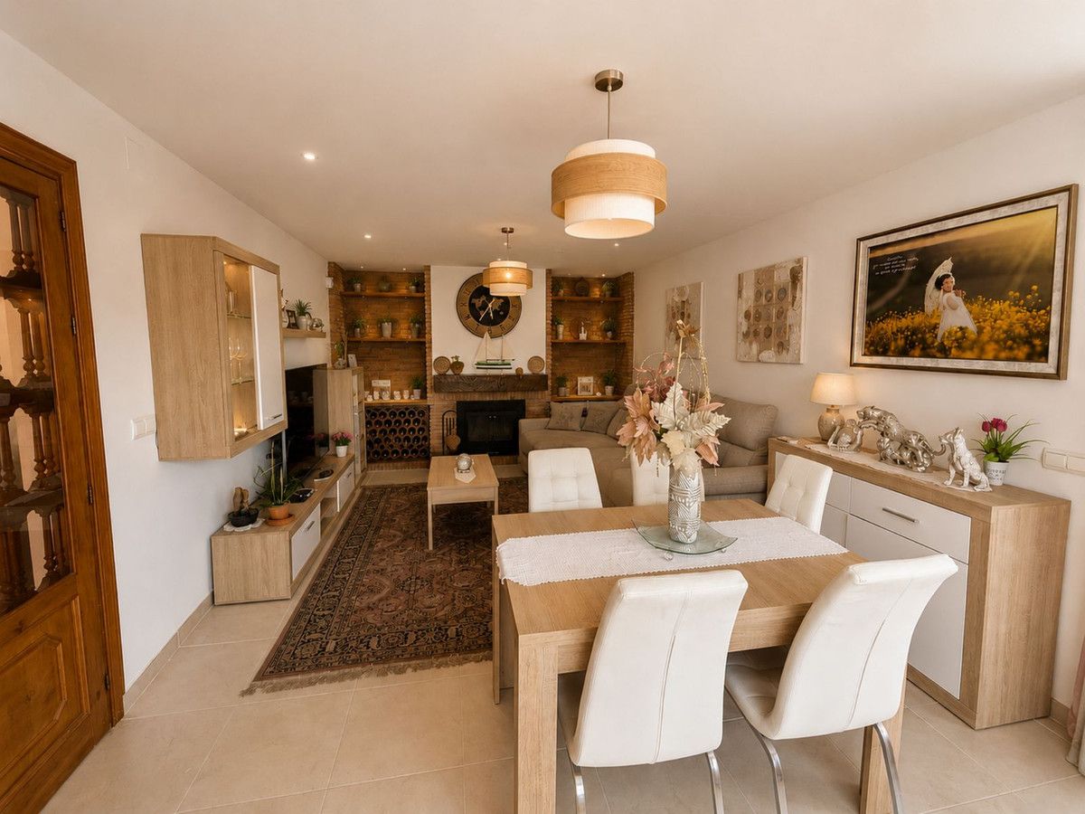 Detached Villa in Manilva, Manilva, 2/12