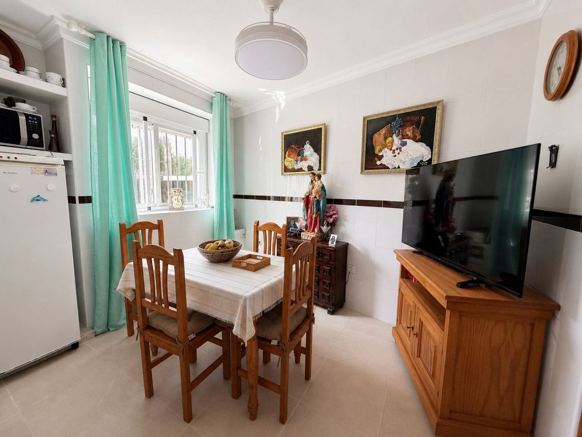 Detached Villa in Manilva, Manilva, 6/12