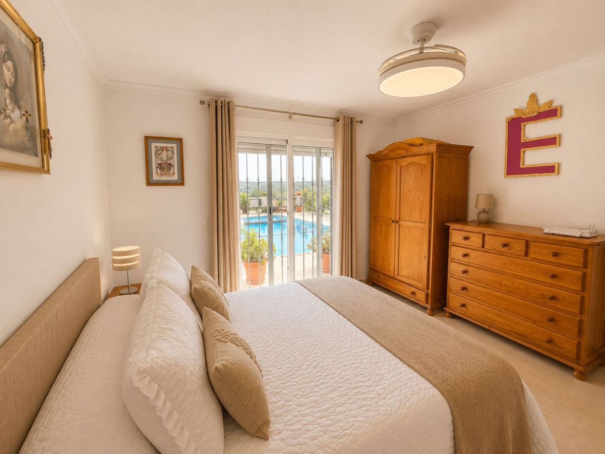 Detached Villa in Manilva, Manilva, 9/12