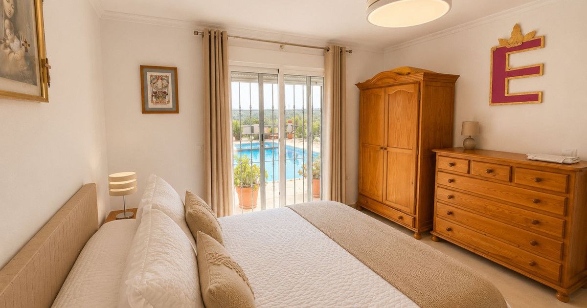 Detached Villa in Manilva, Manilva, 9/12