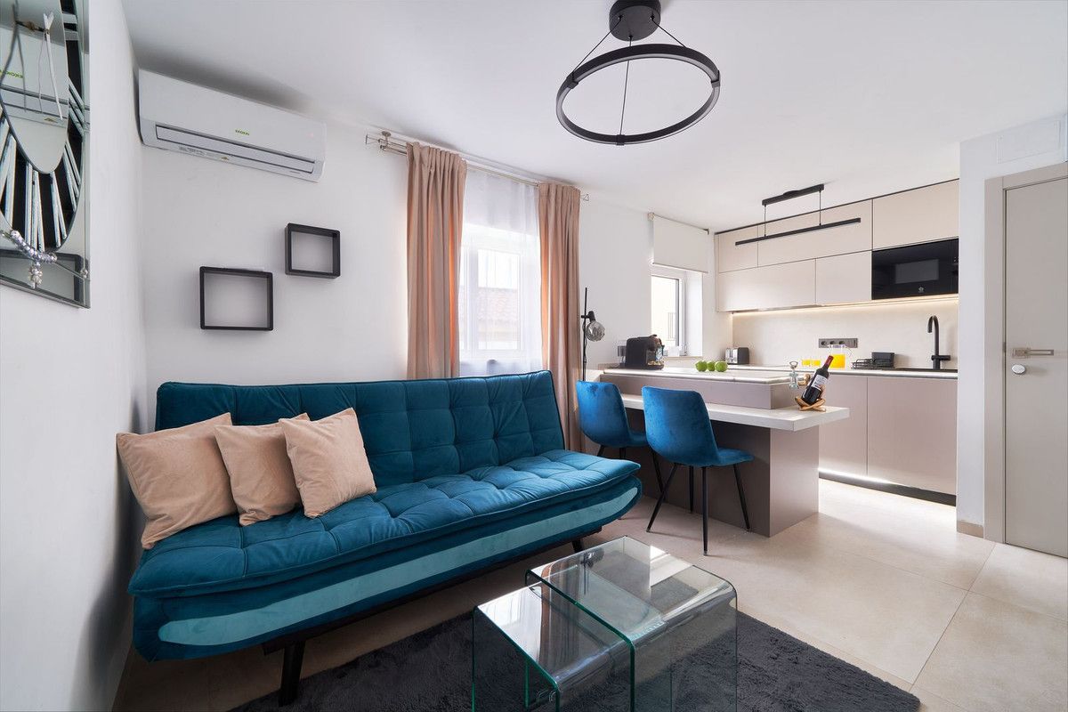 Appartement en étage moyen à Marbella, Marbella, 1/12