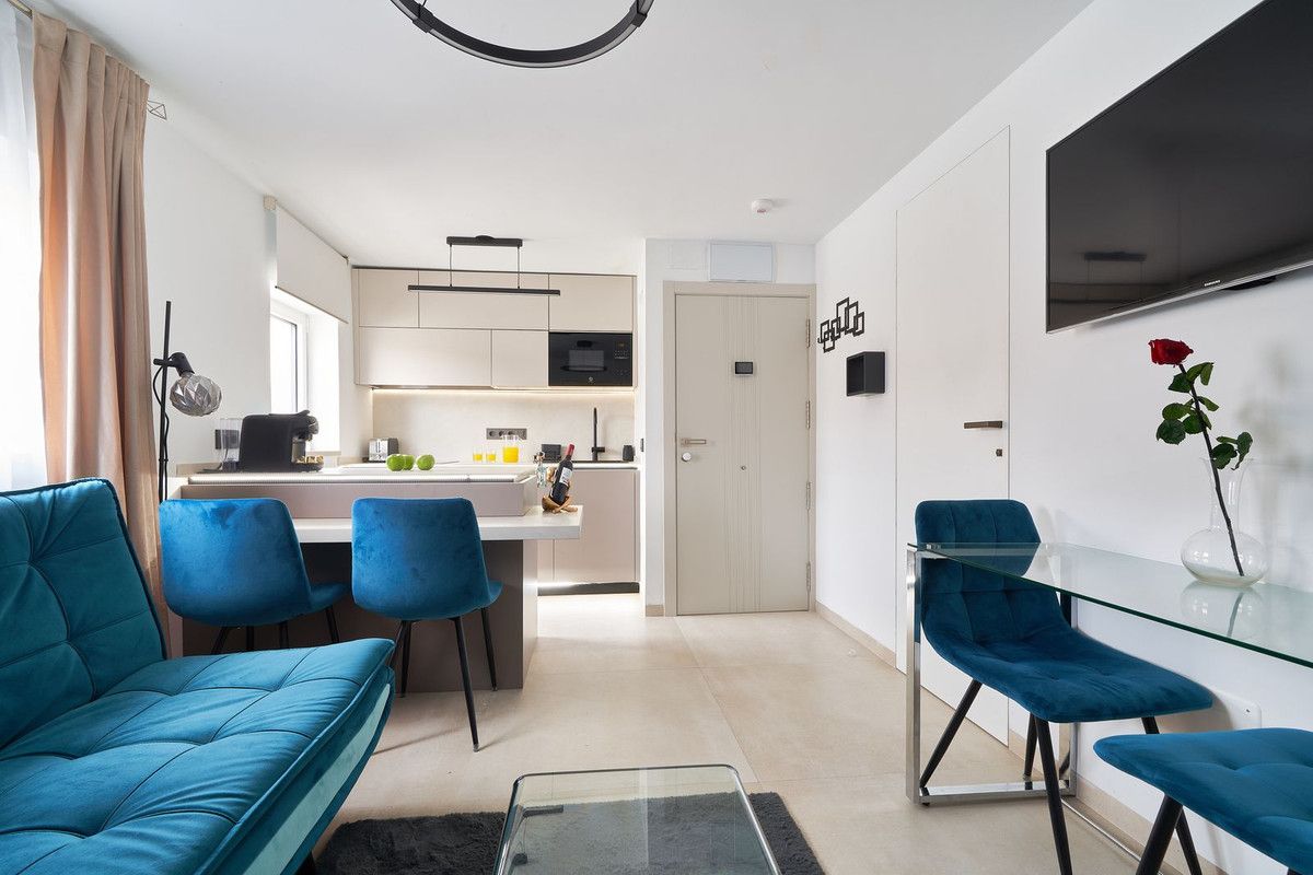 Appartement en étage moyen à Marbella, Marbella, 2/12