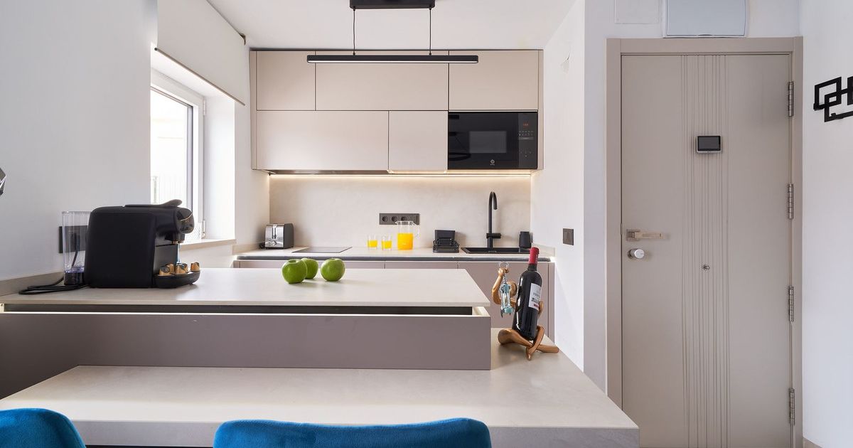 Appartement en étage moyen à Marbella, Marbella, 7/12