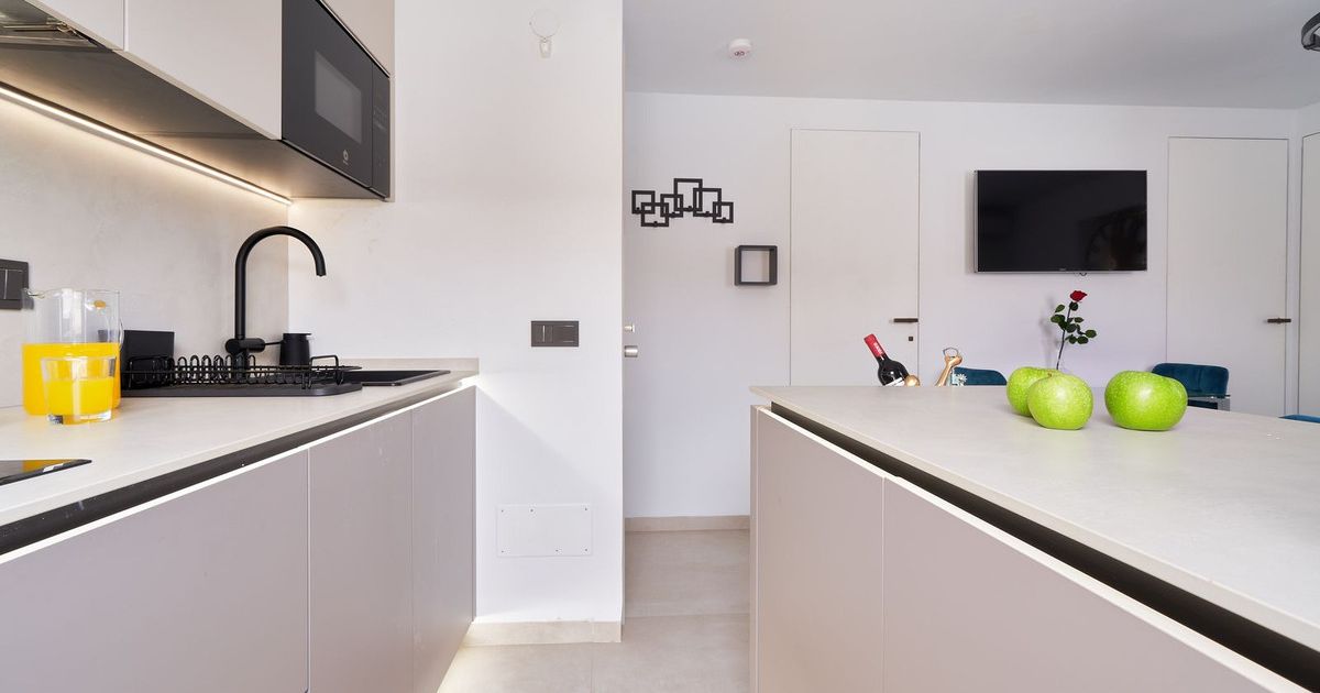 Appartement en étage moyen à Marbella, Marbella, 10/12
