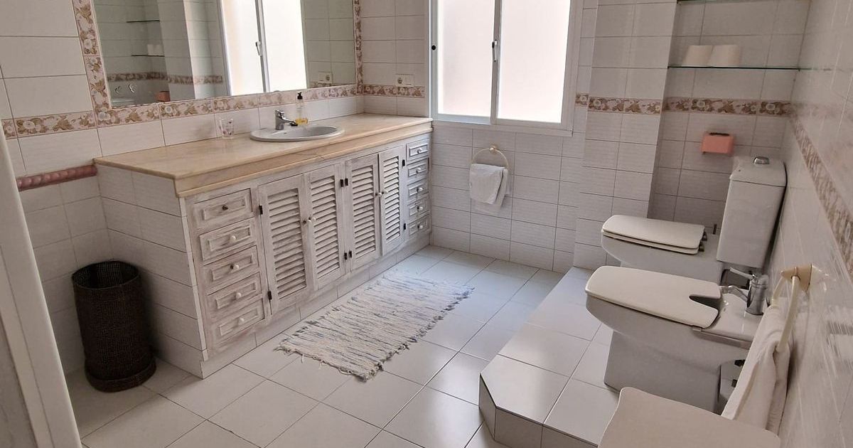 Apartamento de planta media en Estepona, Estepona, 7/12