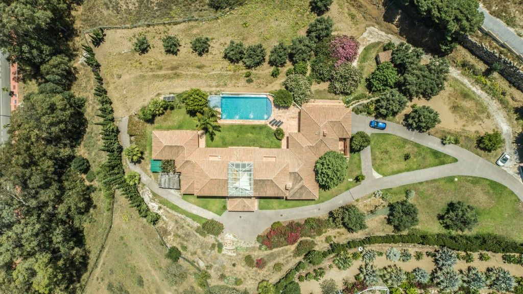 Detached Villa in Benalmadena, Benalmadena, 2/12