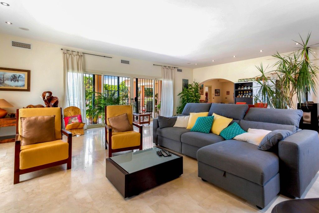 Detached Villa in Benalmadena, Benalmadena, 12/12