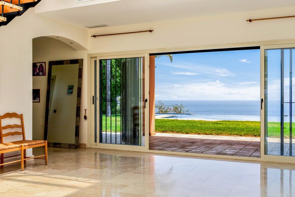Detached Villa in Benalmadena, Benalmadena, 8/12