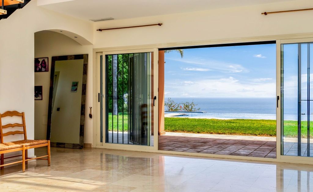 Detached Villa in Benalmadena, Benalmadena, 8/12