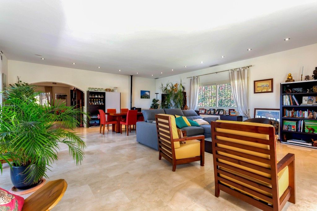 Detached Villa in Benalmadena, Benalmadena, 10/12