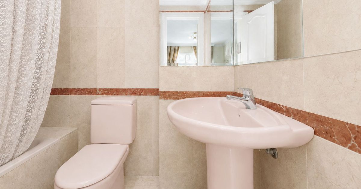 Middle Floor Apartment in Estepona, Estepona, 12/12