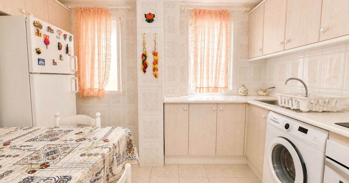 Middle Floor Apartment in Estepona, Estepona, 9/12