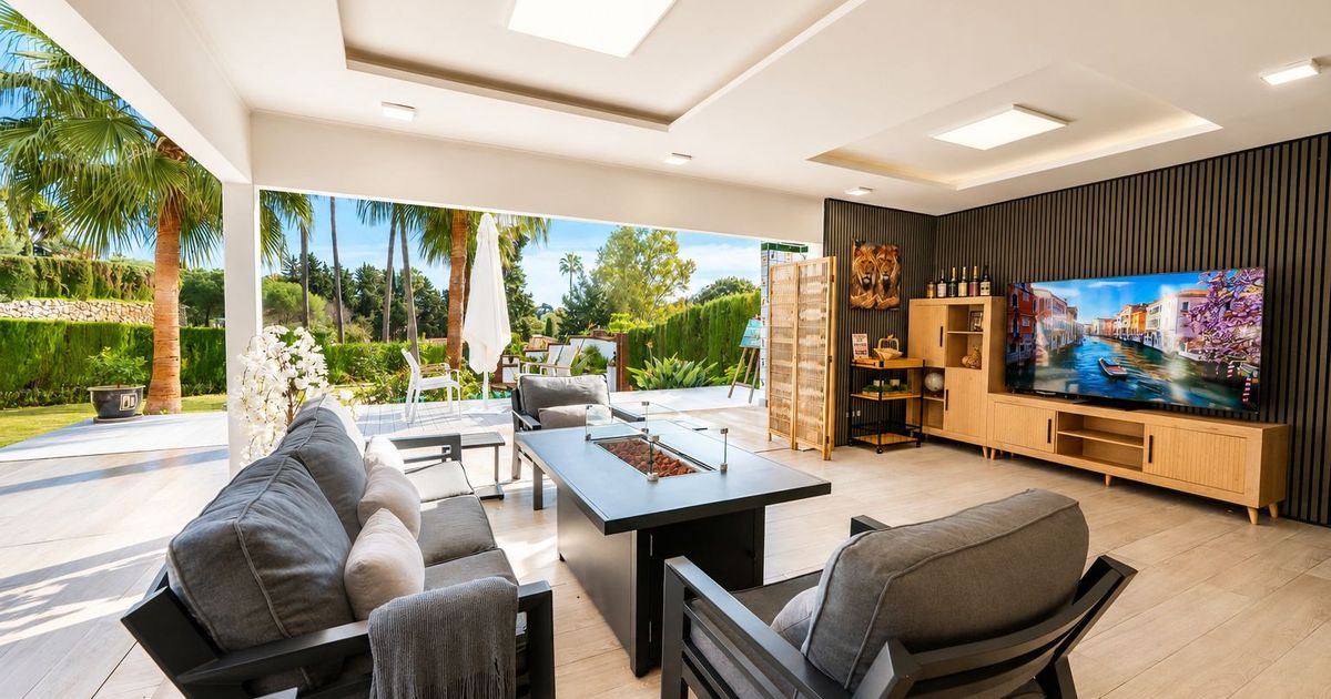 Villa in Estepona, El Paraiso, Estepona, 1/12