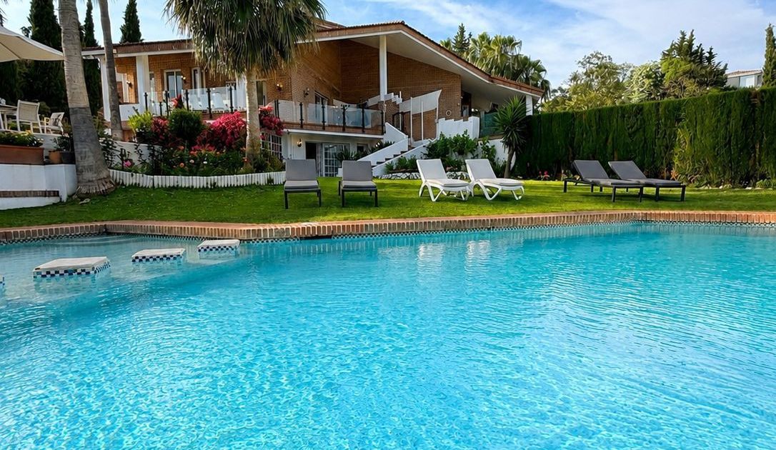 Villa in Estepona, El Paraiso, Estepona, 5/12