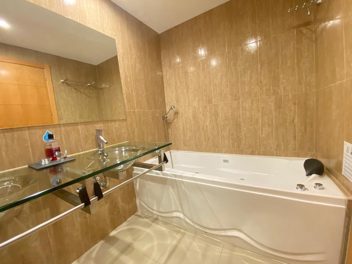 Apartament na parterze w Estepona, Estepona, 12/12