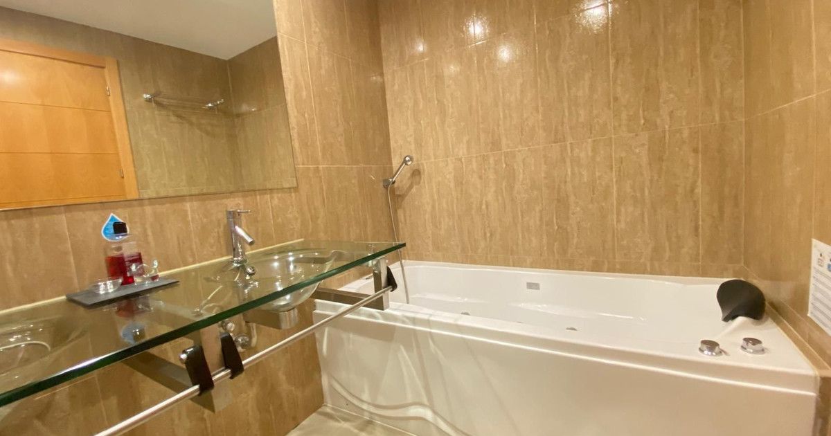 Apartament na parterze w Estepona, Estepona, 12/12