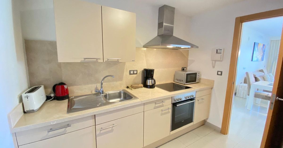 Apartament na parterze w Estepona, Estepona, 4/12