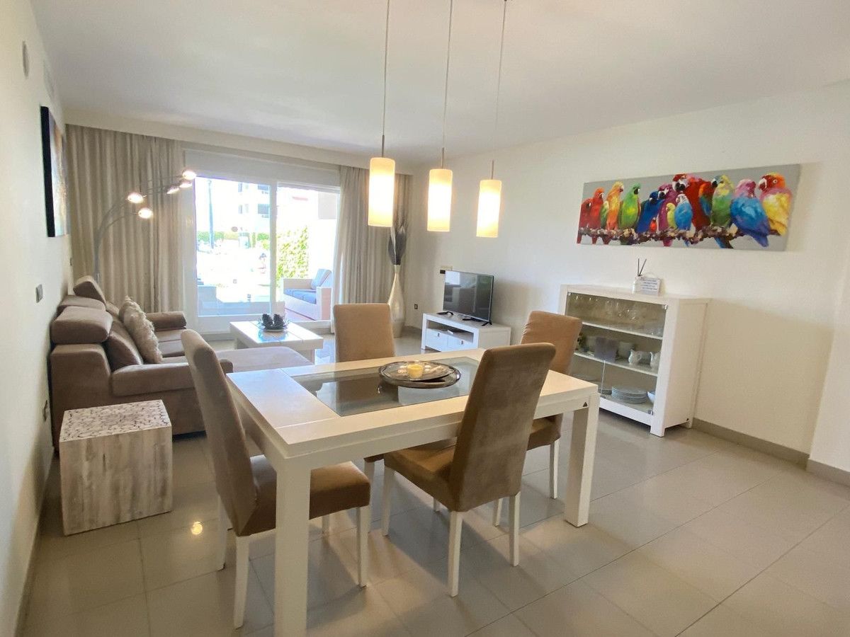 Apartament na parterze w Estepona, Estepona, 6/12