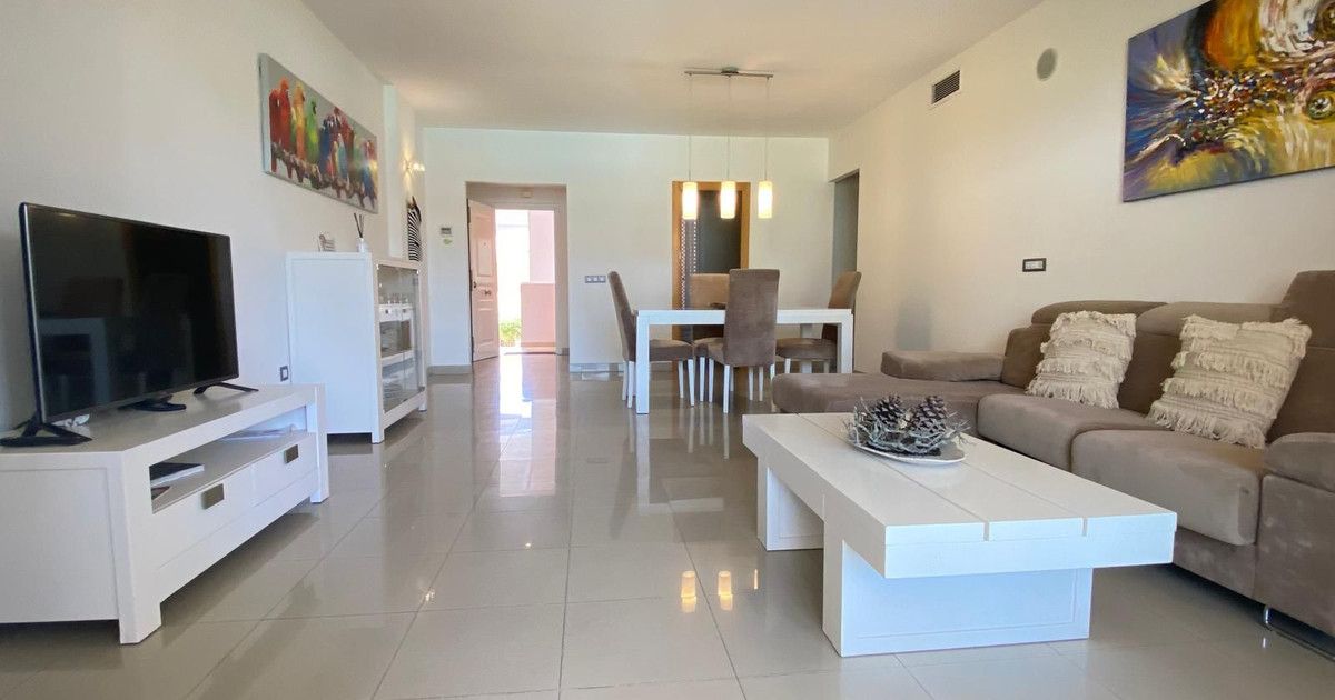 Apartament na parterze w Estepona, Estepona, 8/12