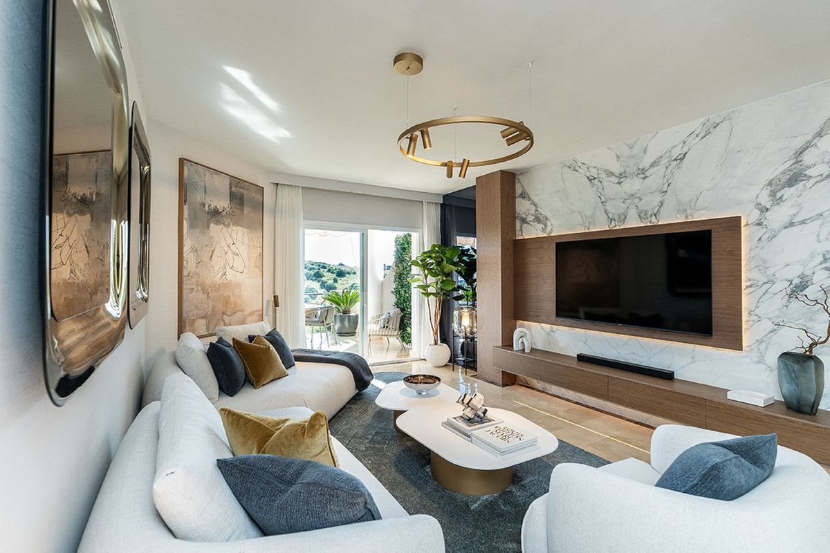 Middle Floor Apartment in Bel Air, Bel Air, 6/12