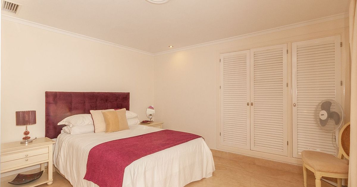 Mittelgeschoss-Wohnung in Elviria, Elviria, 7/12