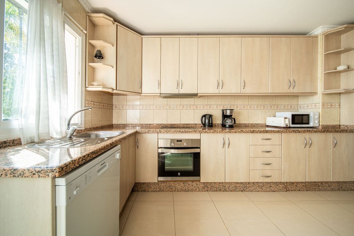 Detached Villa in Torreblanca, Torreblanca, 6/12