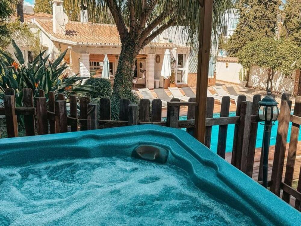 Villa à Nueva Andalucia, Nueva Andalucia, 12/12