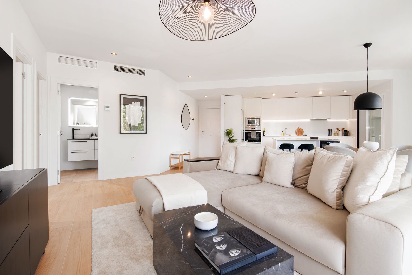 Appartement en étage moyen à Nueva Andalucía, Nueva Andalucía, 1/12
