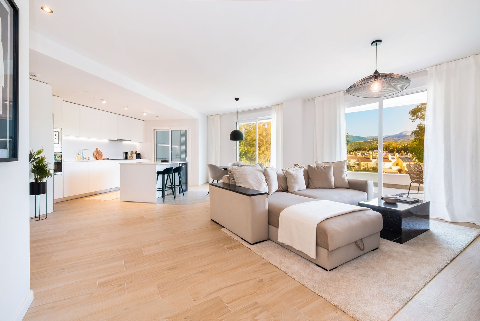 Appartement en étage moyen à Nueva Andalucía, Nueva Andalucía, 2/12
