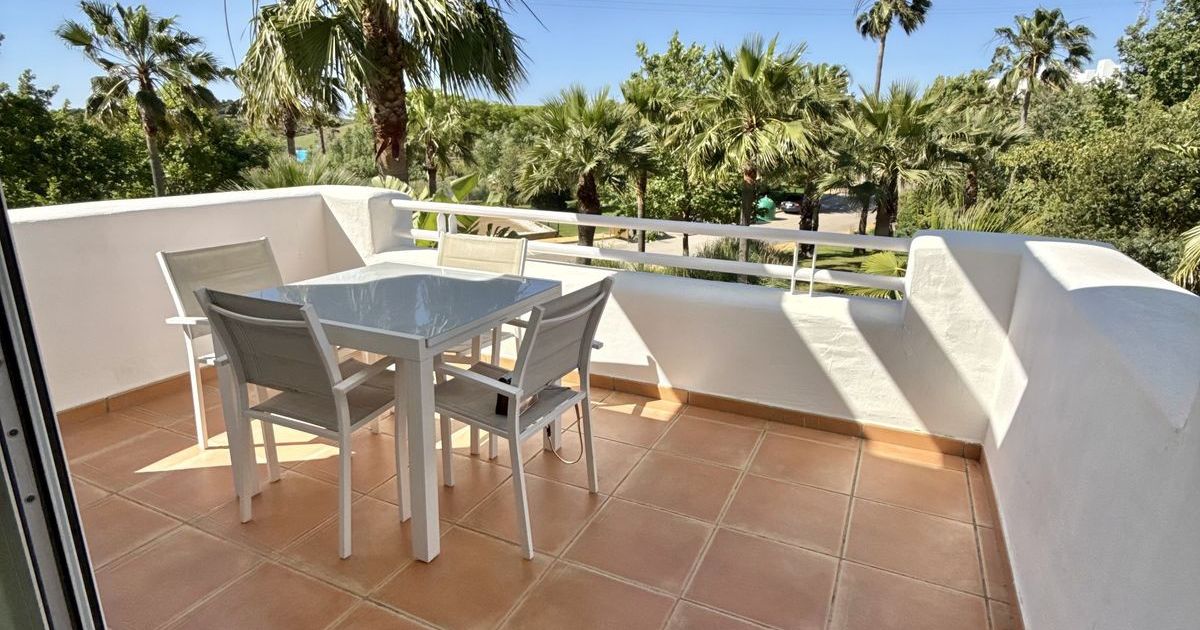 Apartamento en planta media en Estepona, Estepona, 2/12